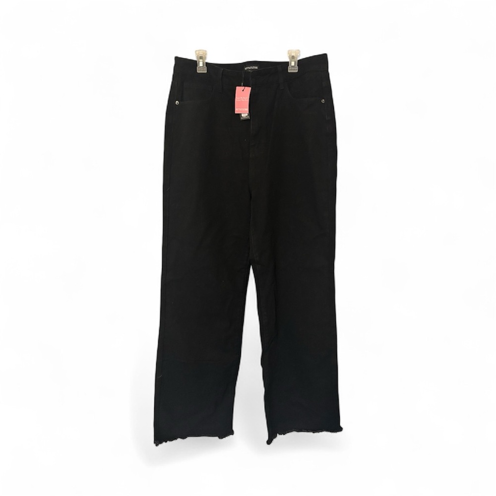 NWT Pretty Little Thing Black washed  Wide-Leg jeans with frayed hem